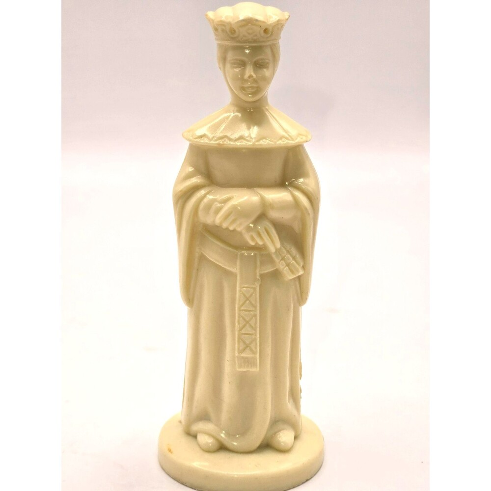 Vintage Molded Resin Queen Chess Replacement Piece – Medieval Style (Approx. 3.5